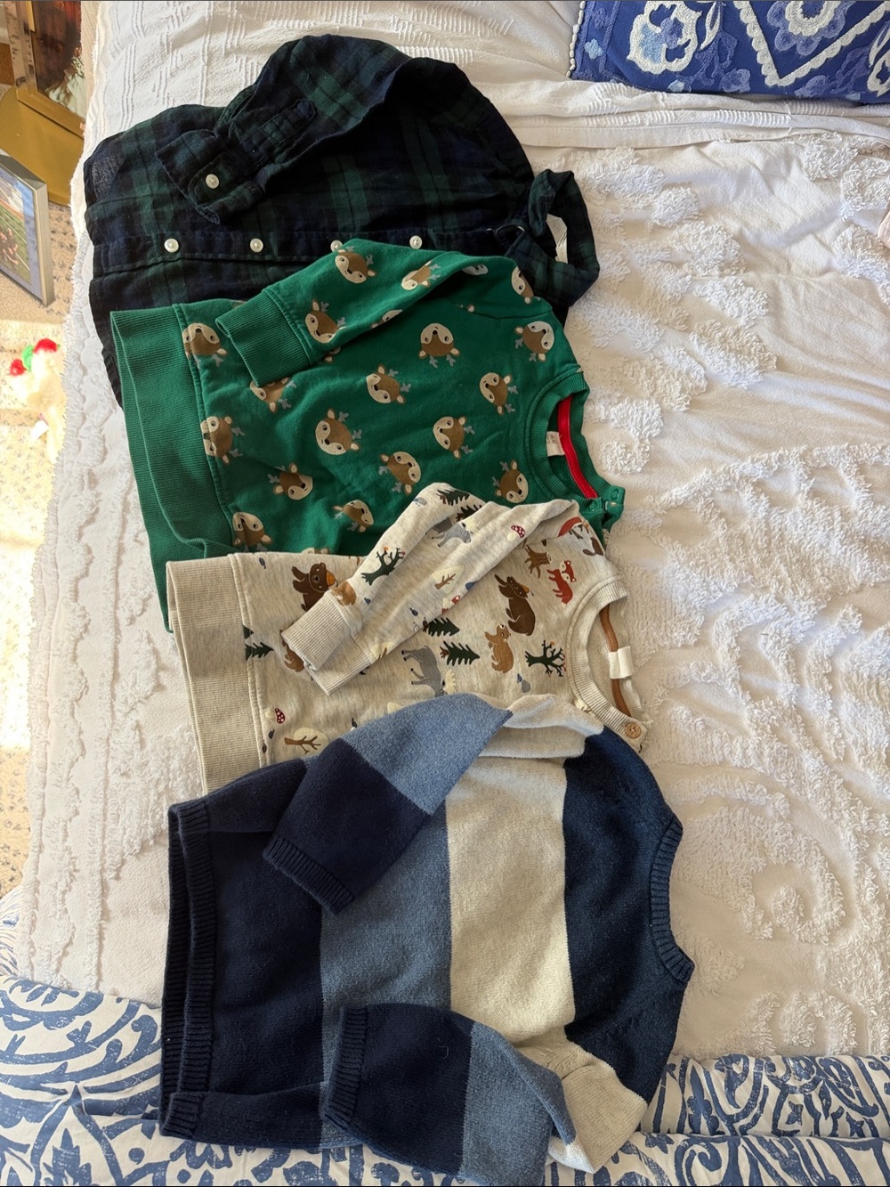 Lot of H&M 2T long sleeved tops